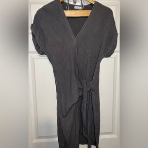 On the Road Tie Front Grey Wrap Dress Size Small EUC